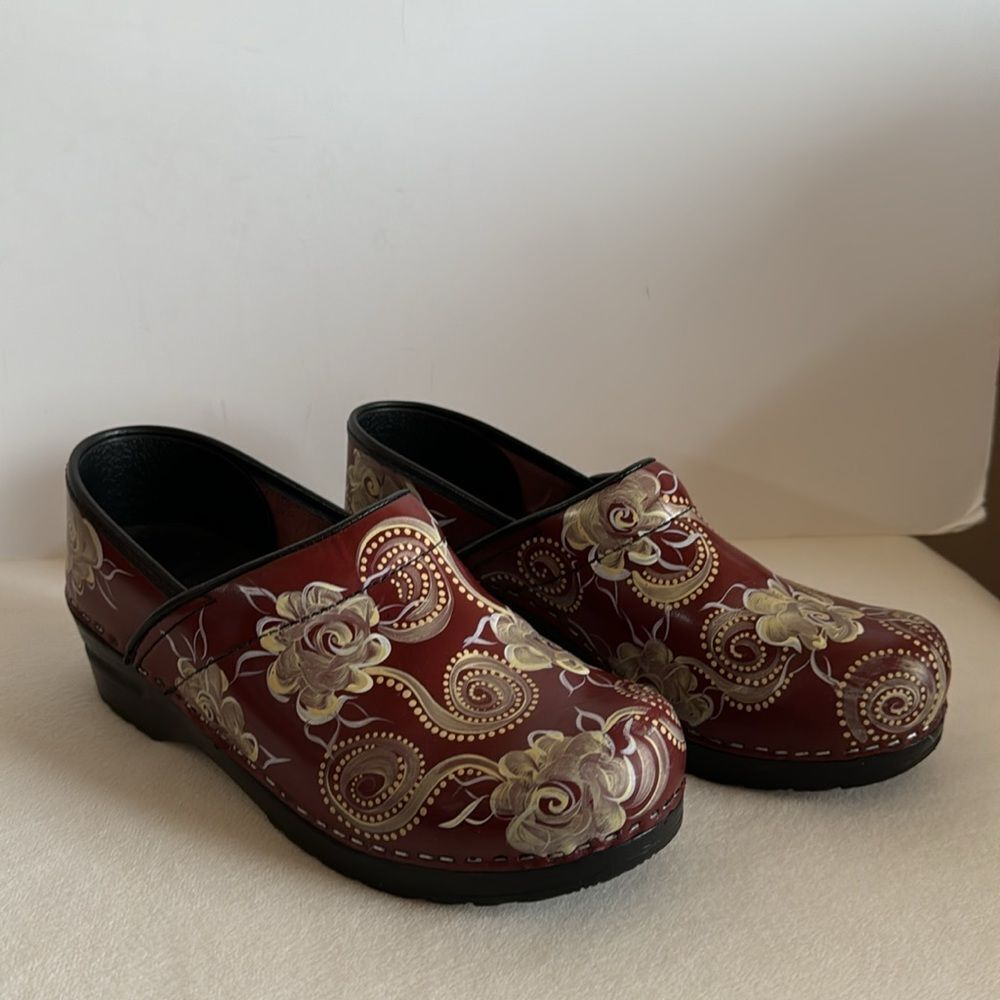 Dansko signed Romney Dodd clogs